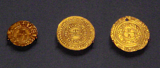 Crusader_coins_of_the_Kingdom_of_Jerusalem.jpg